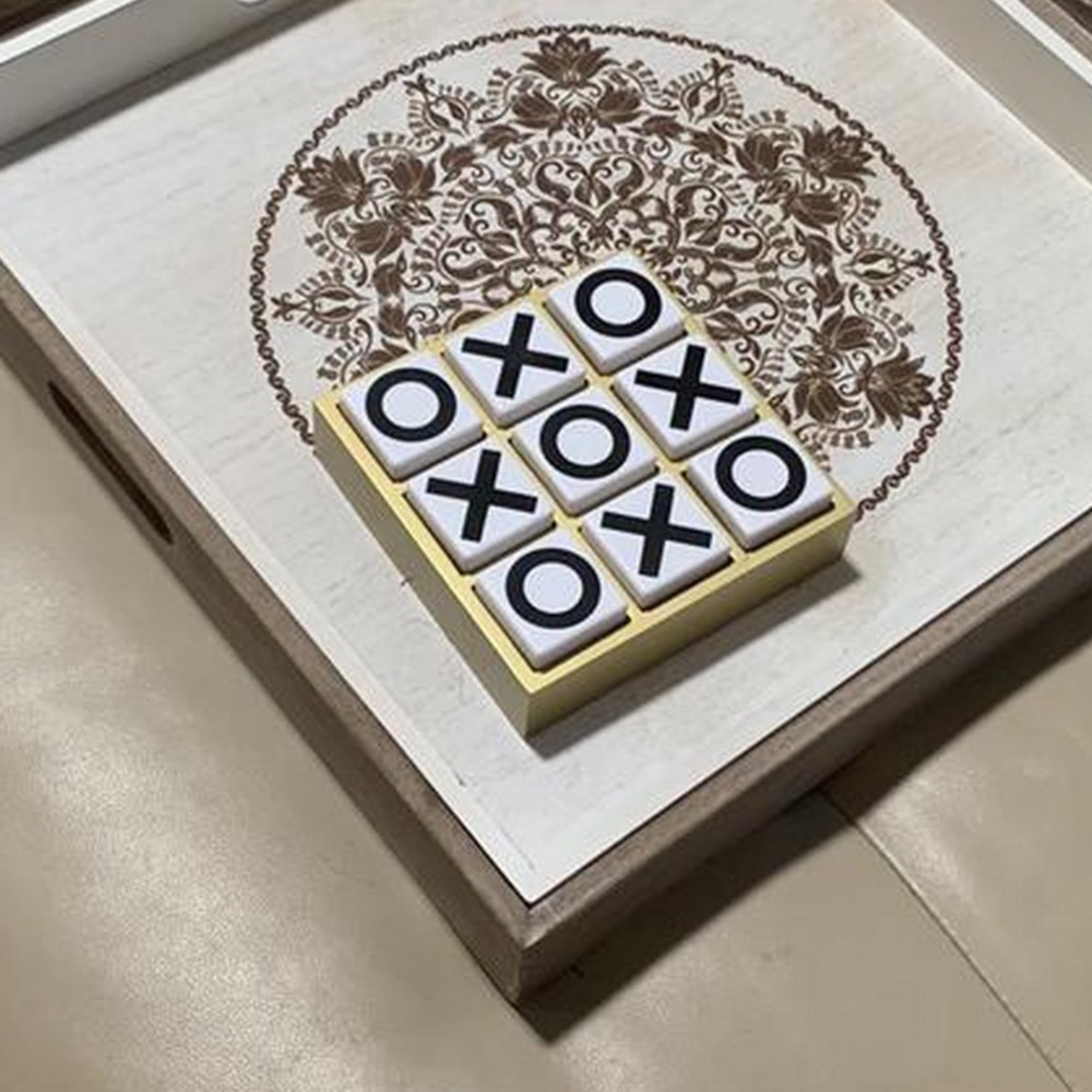 Tabletop tic tac toe